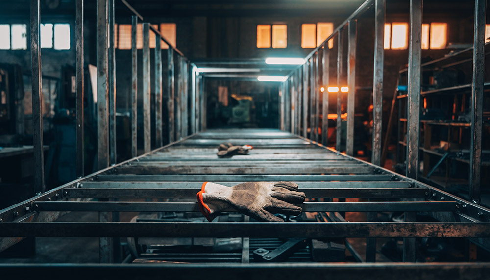 薬丸岳の全作品から読む順番を決める